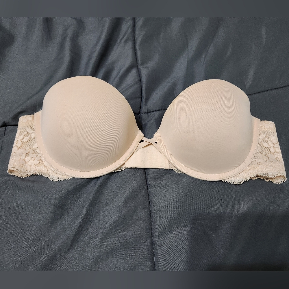 Aerie Cream Lace Strapless Bra